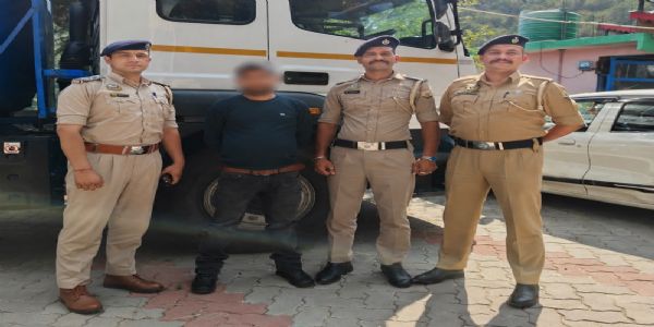 पत्नी को गुजारा भत्ता न देना पड़ा भारी, पुलिस ने किया गिरफ्तार