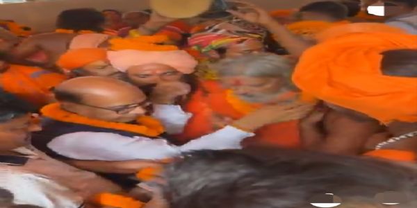विधायक ने 500 नागा साधुओं के साथ की कामाख्या मंदिर तक पदयात्रा