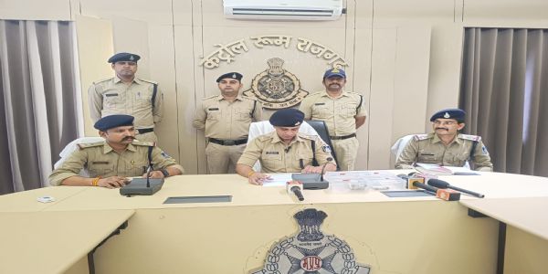 राजगढ़ः खेत पर बने मकान से सोयाबीन- लहसुन चोरी के मामले में तीन आरोपित गिरफ्तार