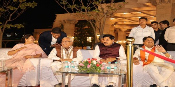 केंद्रीय मंत्री मनोहर लाल ने उज्जैन में महाकाल महालोक का अवलोकन किया, लाइट एंड साउंड शो देखा
