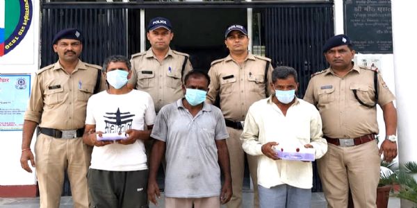रेकी कर फैक्ट्री में घुसे थे बदमाश, फायरिंग कांड का पुलिस ने किया खुलासा, तीन गिरफ्तार