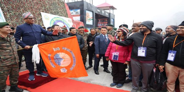 कैलाश मानसरोवर यात्रा का पहला जत्था सिक्किम के नाथुला से रवाना