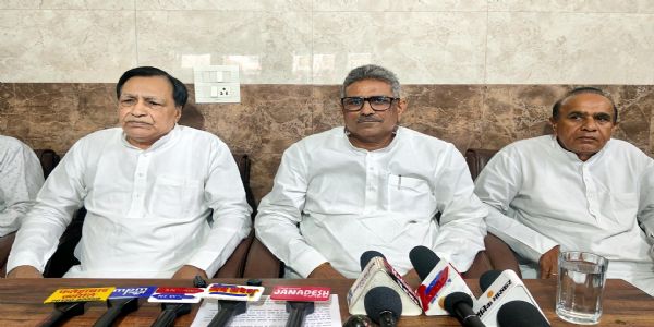 पेपर लीक, खाली पद, सेम और नशे की समस्या पर सडक़ों से सदन तक लड़ेगी कांग्रेस : दौलतपुरिया
