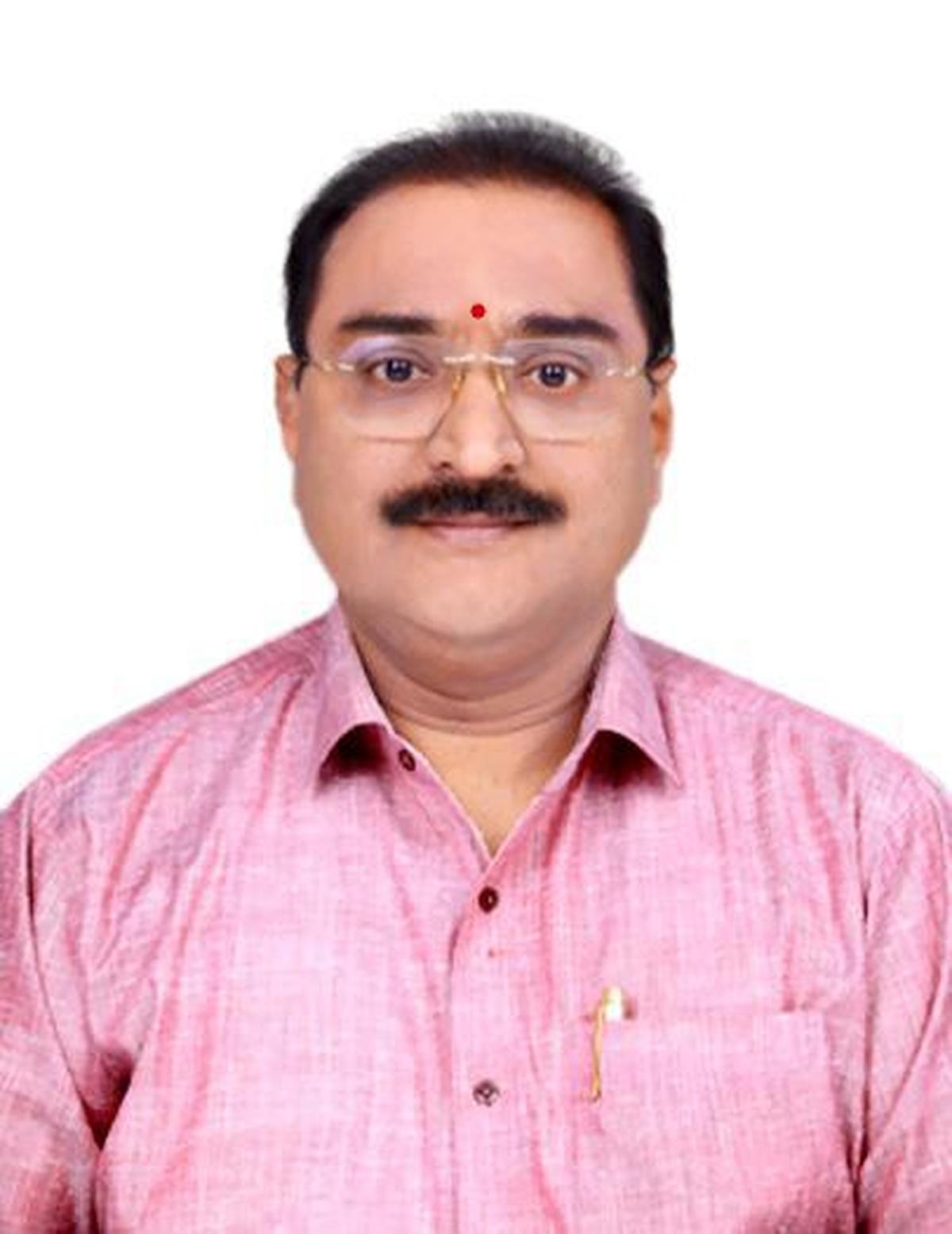 एसीबी ने बैंक लॉकर की तलाशी ली एसीबी ने बैंक लॉकर की तलाशी ली