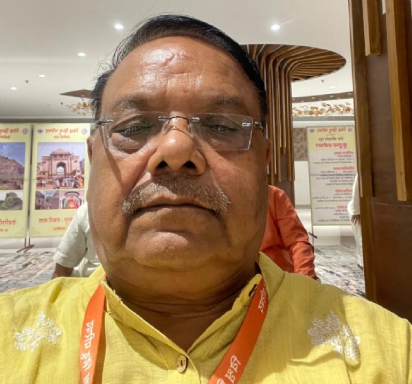 विश्व हिंदू परिषद गौ सेवा के क्षेत्र प्रमुख डा. राजकमल गुप्ता विश्व हिंदू परिषद गौ सेवा के क्षेत्र प्रमुख डा. राजकमल गुप्ता