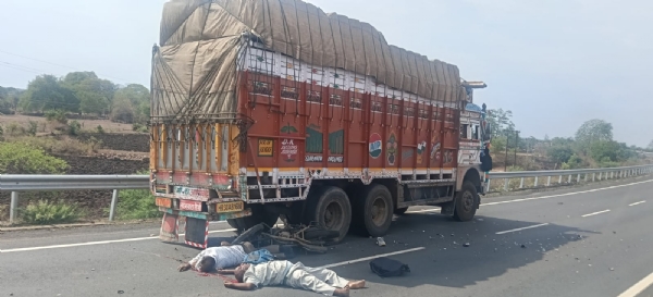 बांदरी थाना क्षेत्र के यादव ढाबे के पास हुआ भीषण हादसा, मृतकों की हुई पहचान बांदरी थाना क्षेत्र के यादव ढाबे के पास हुआ भीषण हादसा, मृतकों की हुई पहचान