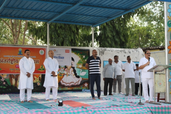 पर केंद्रीय जेल, रायपुर में मुख्य अतिथि के रूप में जेल डीजी हिमांशु गुप्ता ने अपने उद्बोधन पर केंद्रीय जेल, रायपुर में मुख्य अतिथि के रूप में जेल डीजी हिमांशु गुप्ता ने अपने उद्बोधन