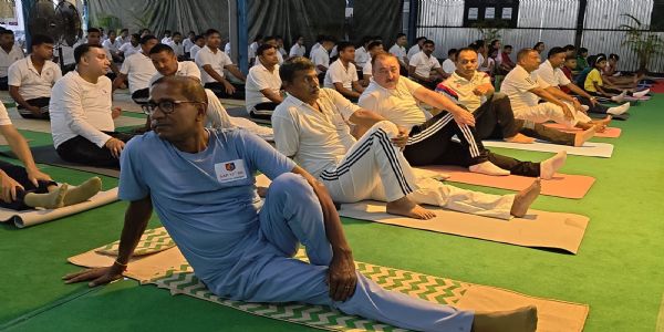 एसएपी बटालियन में अंतरराष्ट्रीय योग दिवस का आयोजन, 400 से अधिक लोगों ने किया योगा