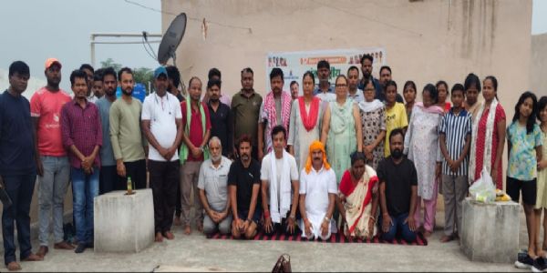 अंतरराष्ट्रीय योग दिवस पर जमशेदपुर में हुए विविध आयोजन, हजारों लोगों ने किया योगाभ्यास