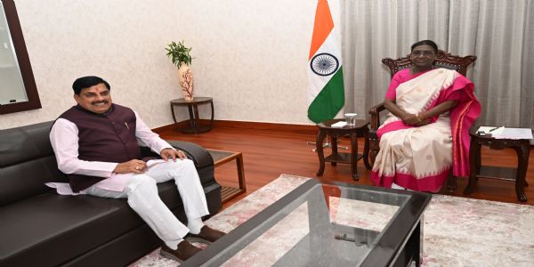जबलपुरः राष्ट्रपति से मुख्यमंत्री डॉ. यादव की सौजन्य भेंट