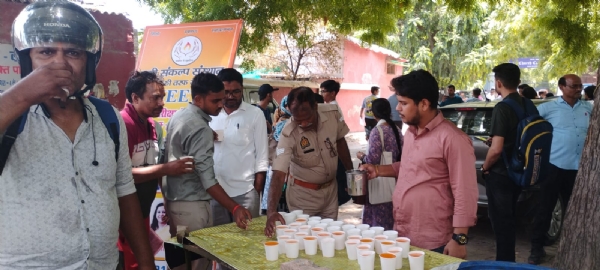 कार्यक्रम के दौरान लिया गया छायाचित्र कार्यक्रम के दौरान लिया गया छायाचित्र