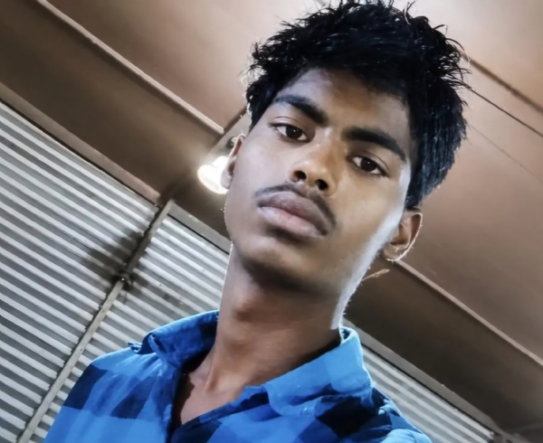 मृतक रवि का फाइल फोटो