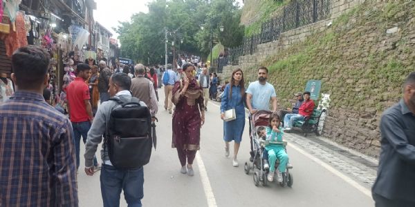 हिमाचल में 26 जून तक आंधी-बारिश का येलो अलर्ट, 4 डिग्री लुढ़का तापमान, मानसून की दस्तक का इंतजार