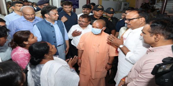 मुख्यमंत्री योगी ने रद्द किए मंगलवार के सभी आधिकारिक कार्यक्रम