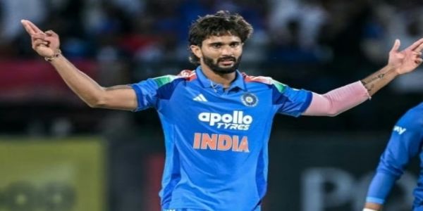 नीतीश कुमार रेड्डी नीतीश कुमार रेड्डी