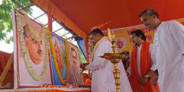बलिदान दिवस पर डॉ. श्यामा प्रसाद मुखर्जी को भाजपा की श्रद्धांजलि, मुख्यमंत्री शुभेंदु अधिकारी ने किया माल्यार्पण