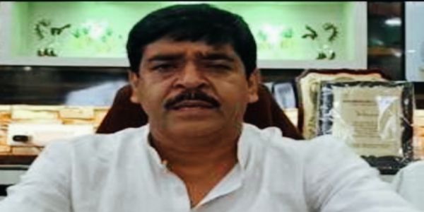 कैनिंग में अवैध कैफेटेरिया पर प्रशासन की कार्रवाई, पूर्व विधायक पुत्र को तोड़ने का आदेश