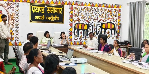 बीएलओ और पर्यवेक्षकों को दिया गया प्रशिक्षण