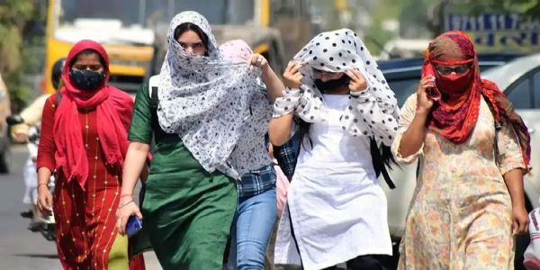 फर्रुखाबाद में लू ने बढ़ायी परेशानी, तापमान रहा 42 डिग्री सेल्सियस