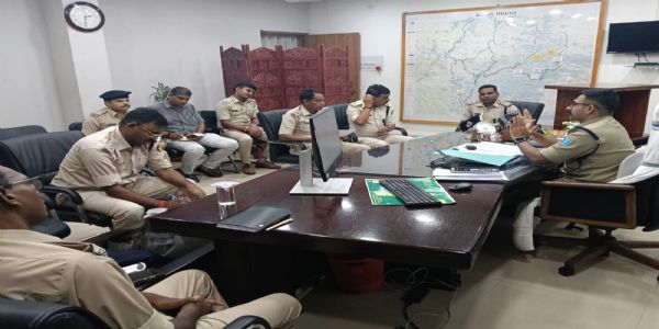 मोहर्रम को लेकर खूंटी पुलिस अलर्ट, एसपी ने की समीक्षा बैठक