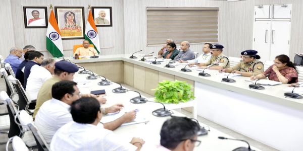 लखनऊ की दुर्भाग्यपूर्ण घटना प्रदेश के लिए बड़ा सबक, फायर सेफ्टी मानकों से कोई समझौता नहीं : मुख्यमंत्री योगी