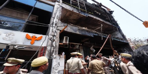 एसआईटी ने की अग्निकांड स्थल की पड़ताल, घायलों से भी मिला जांच दल