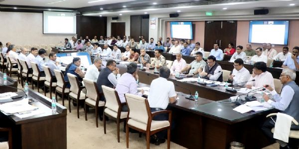 मुख्य सचिव ने दिए सीएम हेल्पलाइन और लोकसेवा गारंटी के प्रकरणों का समय-सीमा में निराकरण के निर्देश