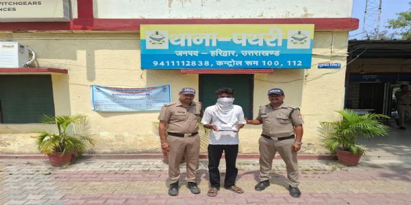 साढ़े पांच लाख की स्मेक के साथ नशा तस्कर शाहरुख गिरफ्तार