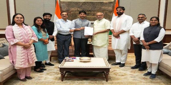 उपराष्ट्रपति से मिला अभाविप प्रतिनिधिमंडल, युवा सशक्तीकरण, विद्यार्थी हित के मुद्दों पर चर्चा