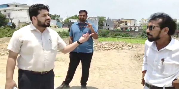 खनन अधिकारी और यूकेडी जिलाध्यक्ष के बीच तीखी नोकझोंक, अवैध मिट्टी उठान को लेकर बढ़ा विवाद