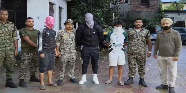 सिक्किम से अवैध शराब तस्करी का खुलासा, 40 लाख से अधिक कीमत के माल के साथ तीन गिरफ्तार