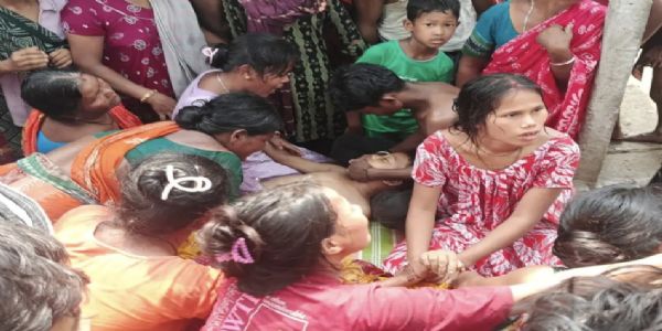 नदी में डूबने से मां-बेटे की मौत, गांव में पसरा मातम
