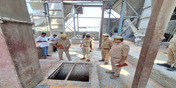 संभल : राइस मिल में विषैली गैस रिसाव की चपेट में आए दो कर्मियों की मौत, मुख्यमंत्री योगी ने जताया दुख