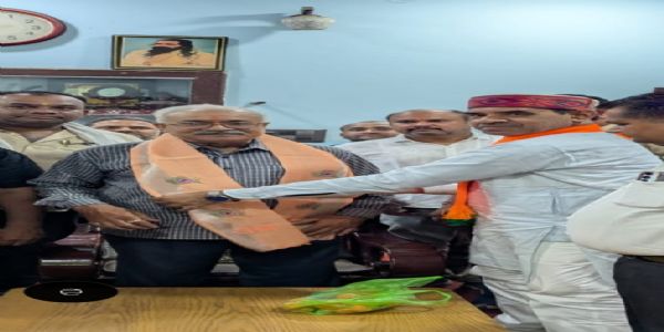 लोकतंत्र सेनानियों का संघर्ष हमेशा प्रेरणा देता रहेगा : अनिल दीक्षित