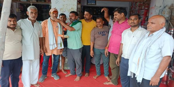 गीता शाक्य के प्रदेश महामंत्री बनने पर भाजपाइयों में खुशी की लहर, मिठाई बांटकर जताया उत्साह