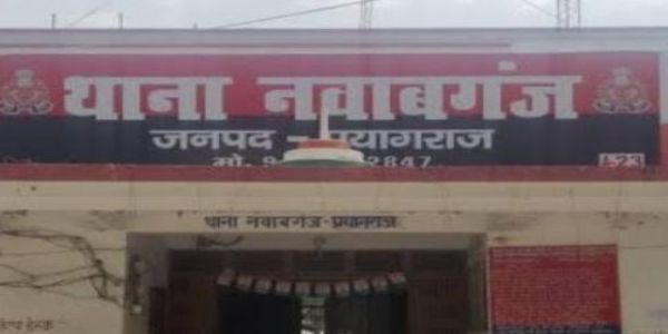 बंद पड़े स्कूल परिसर में फंदे से लटका मिला युवक का शव