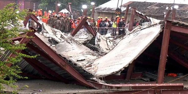 माझेरहाट दुर्घटना