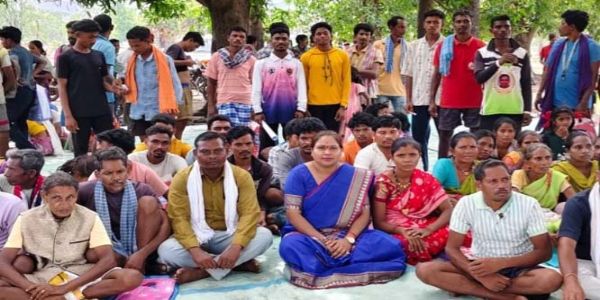 सुकमा के करीगुंडम में शत-प्रतिशत प्रधानमंत्री आवास स्वीकृत, अब बिजली की मांग