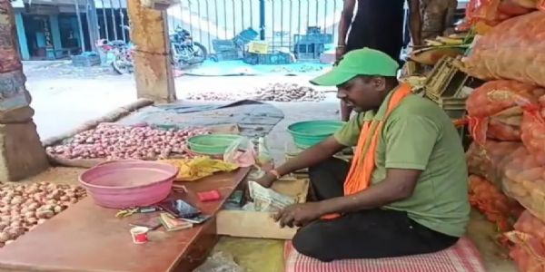 परसुडीह बाजार में छह दुकानों में चोरी, बाजार समिति की सुरक्षा पर दुकानदरों ने उठाया सवाल