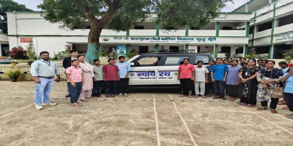 मादक पदार्थों के दुष्प्रभाव से बचने के लिए छात्राओं को किया गया जागरूक