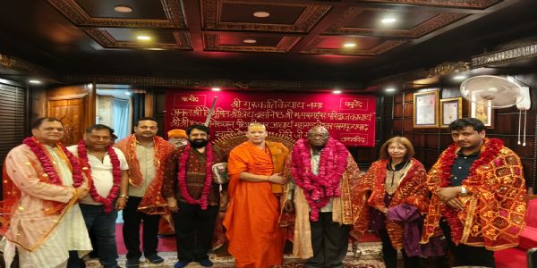 दक्षिण अफ्रीका के पूर्व राष्ट्रपति जैकब जुमा ने हरिद्वार के दक्षिण काली मंदिर में की पूजा अर्चना