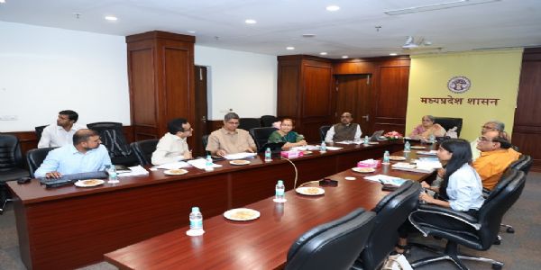 यूसीसी समिति की नई दिल्ली में हुई बैठक