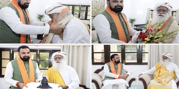 सद्दगुरु जग्गी वासुदेव का स्वागत करते हुए मुख्यमंत्री सम्राट चौधरी