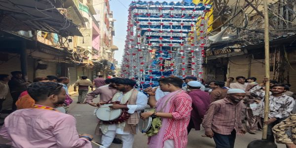 पुरानी दिल्ली में मोहर्रम के मौके पर निकाले गए ताजिये और मातमी जुलूस।