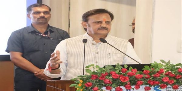 रीवाः उप मुख्यमंत्री शुक्ल ने किया सद्गुरू आई केयर एजुकेशन एकेडमी का शुभारंभ