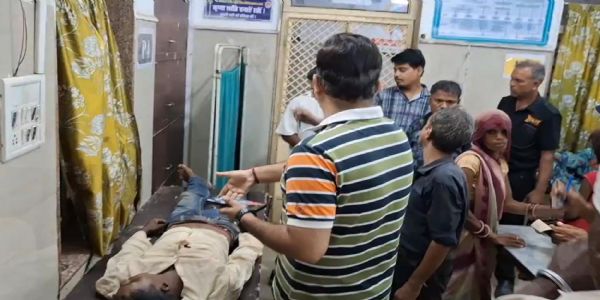 दमोहः आकाशीय बिजली गिरने से युवक की मौत, छह घायल, 12 बकरियों की भी गई जान