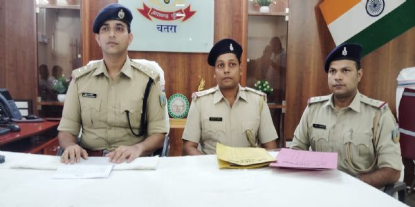 चतरा : एक करोड़ रुपये का 912 किलो डोडा बरामद