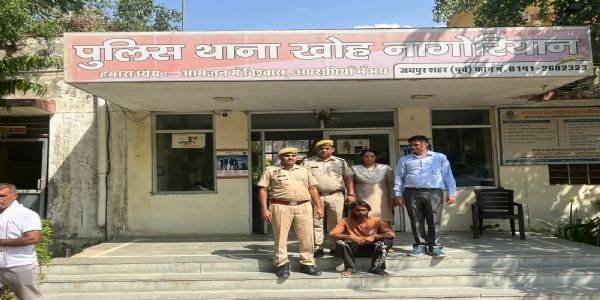 नशे के लिए मां की हत्या करने वाला बेटा गिरफ्तार