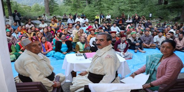 बड़ा भंगाल में बोले मुख्यमंत्री, राजनीति करने नहीं दुख-दर्द बांटने आया हूं