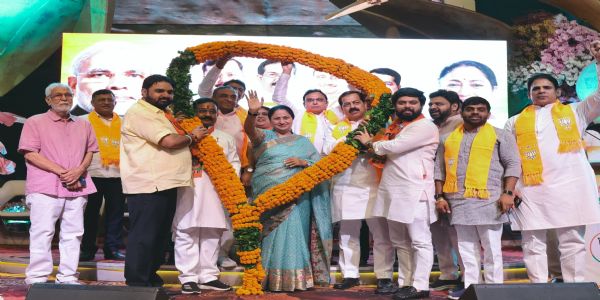‘विकसित भारत संकल्प सम्मेलन’ में शामिल हुईं मुख्यमंत्री, पीएम की ‘मन की बात’ कार्यक्रम का किया सामूहिक श्रवण